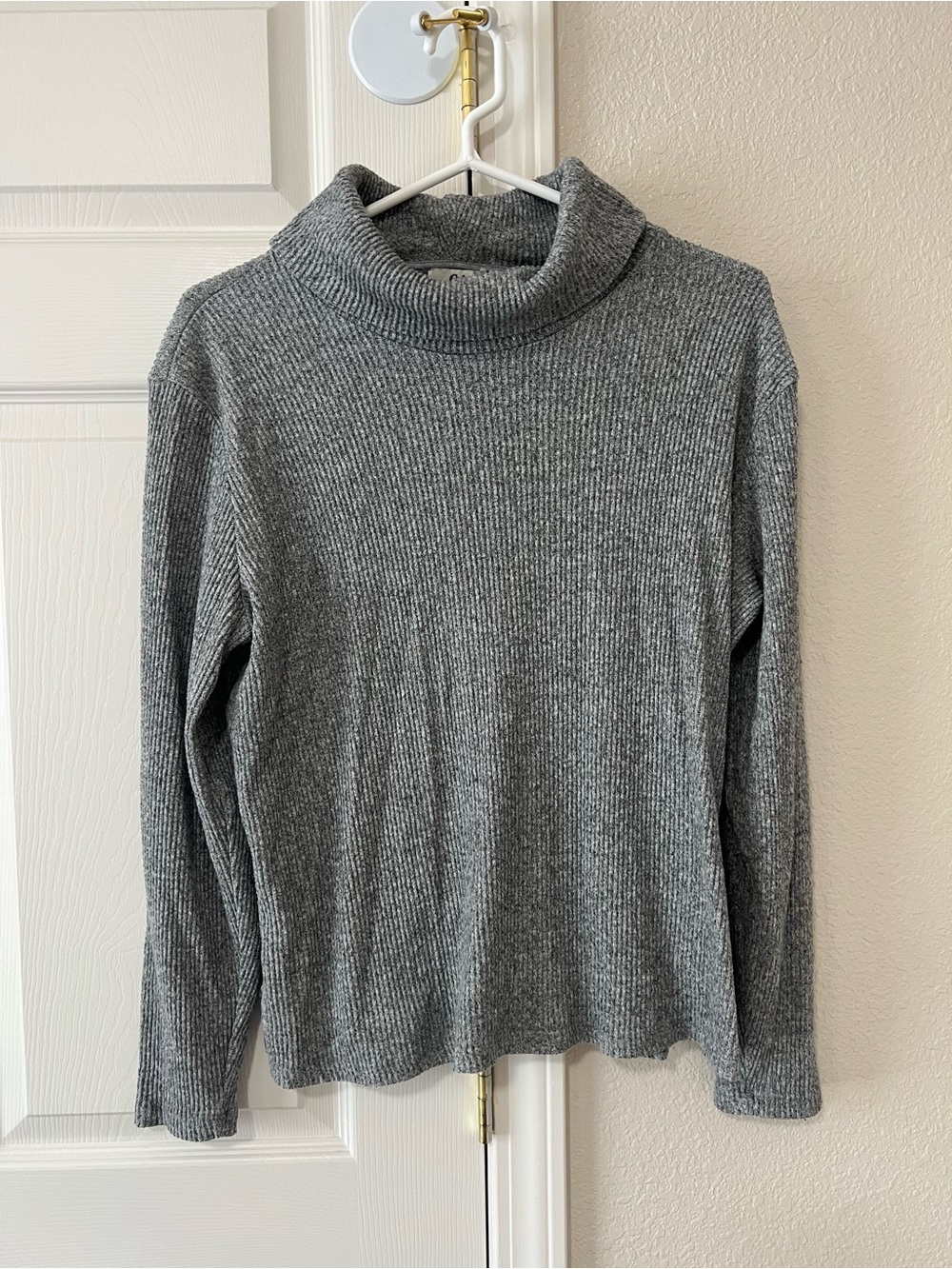 C&A Gray Ribbed Turtleneck Sweater Women’s EU Medium